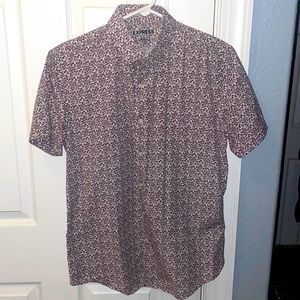 Express short sleeve button up